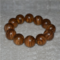 Gelang Kayu Gaharu Asli