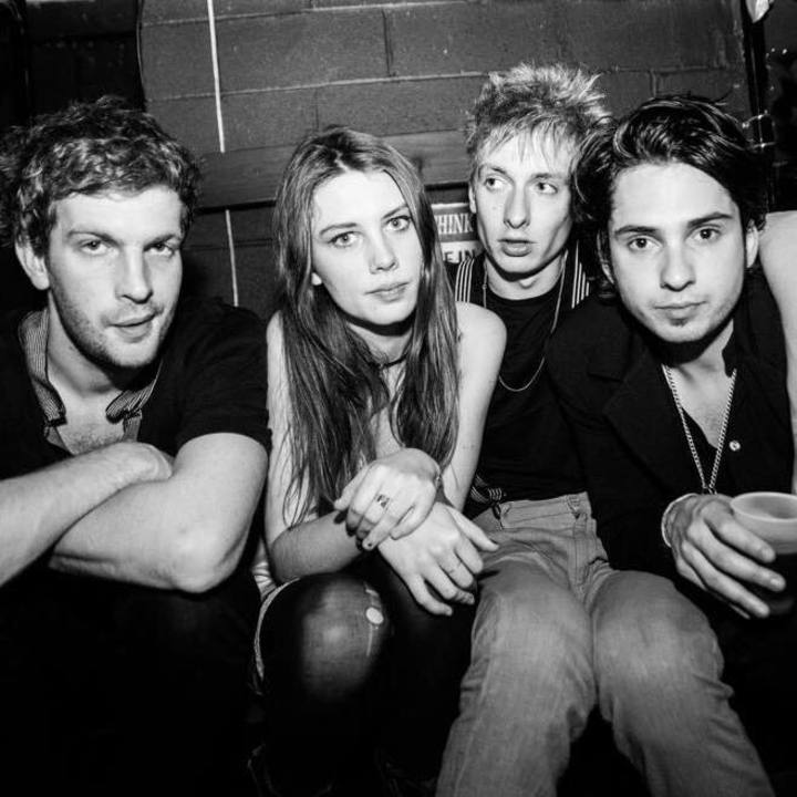 wolf-alice-ellie-rowsell-bros