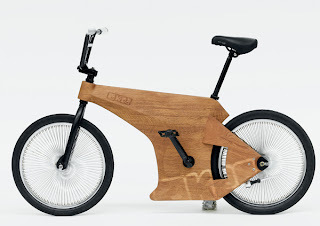 OKES: bicicleta de madeira