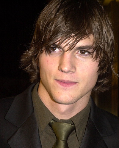 Hairstyles Popular 2012 Ashton Kutcher Hairstyles Wallpapers