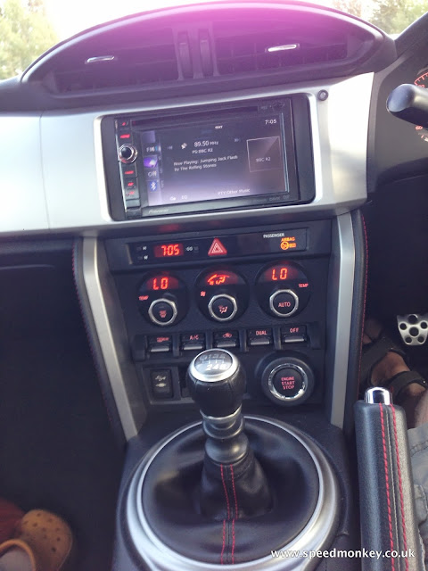 Subaru BRZ centre console