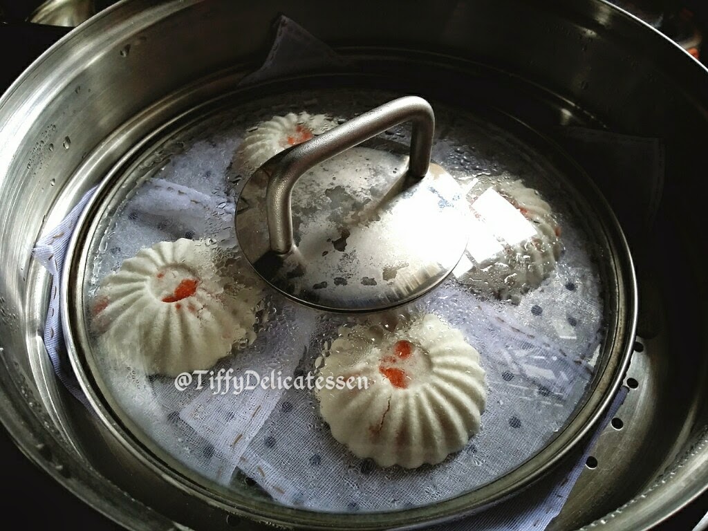 Tiffy Delicatessen Kueh Tu Tu