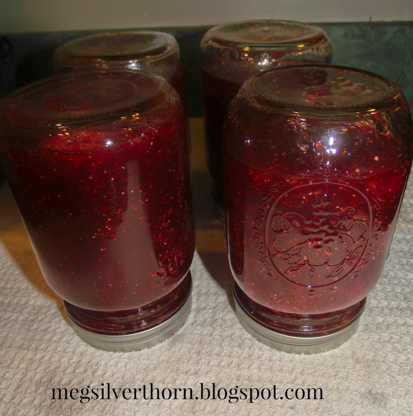 header Canned Strawberry Jam [without a canner]