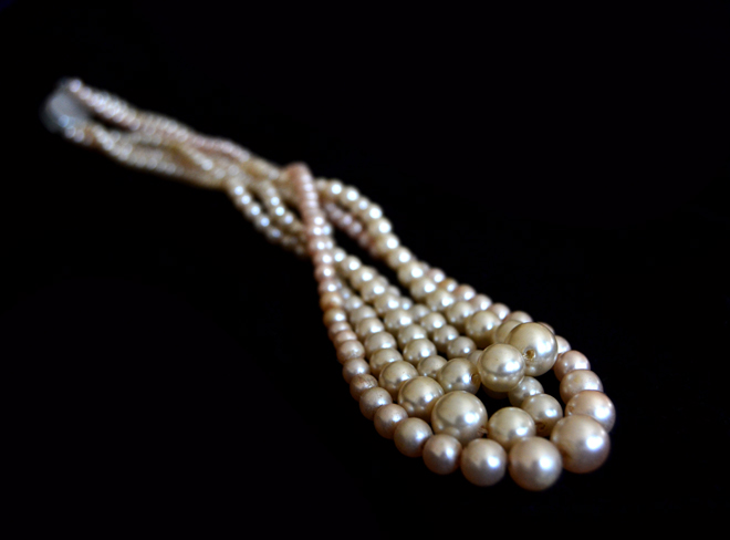 The Flying Clubhouse: Vintage Faux Pearl Necklace The Flying Clubhouse: Vintage Faux Pearl Necklace