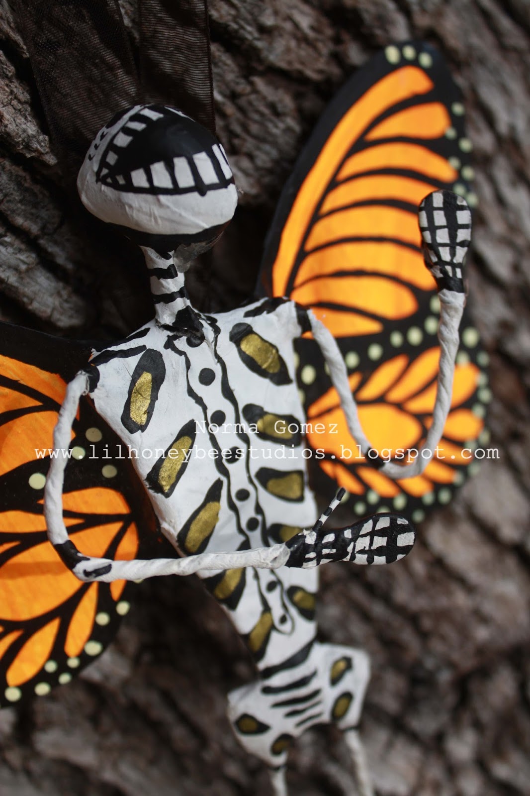 Little Honey Bee Studios Skeleton Mariposa (Butterfly)