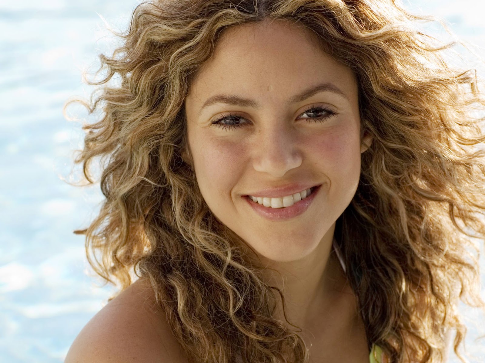 shakira happy pictures shakira happy pictures