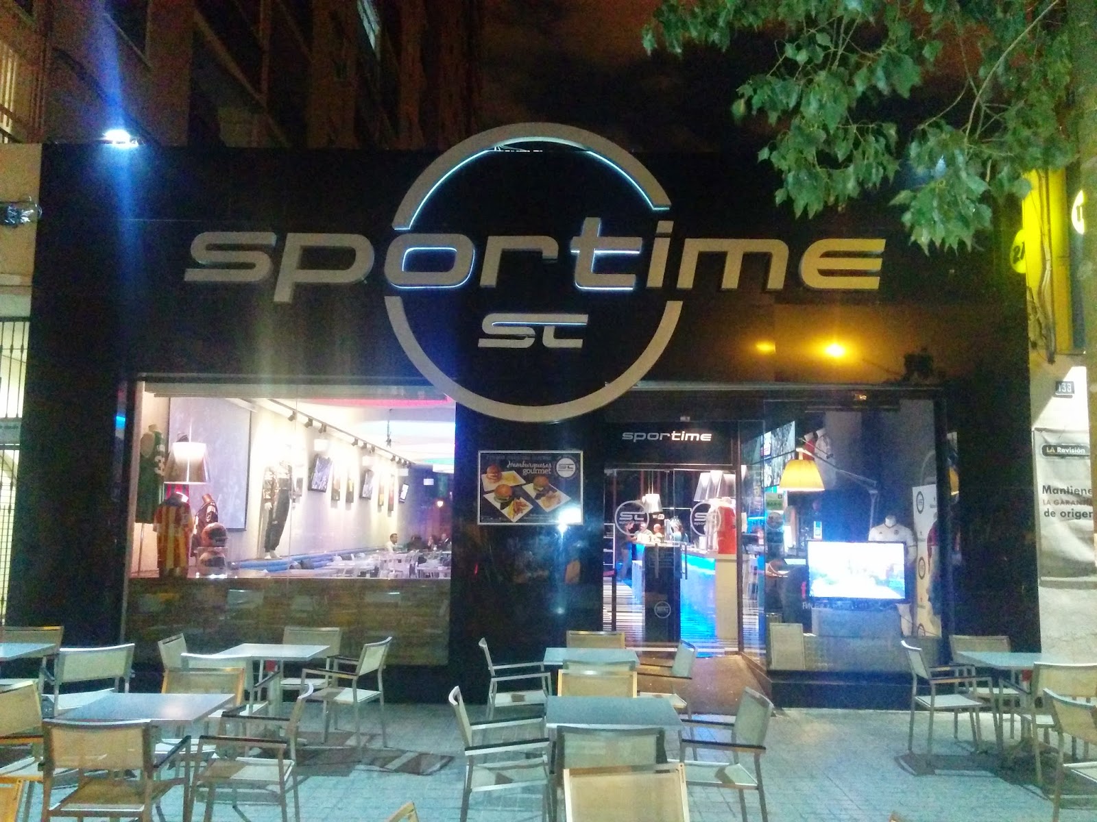 Monleoneando De comida por Valencia Sportime