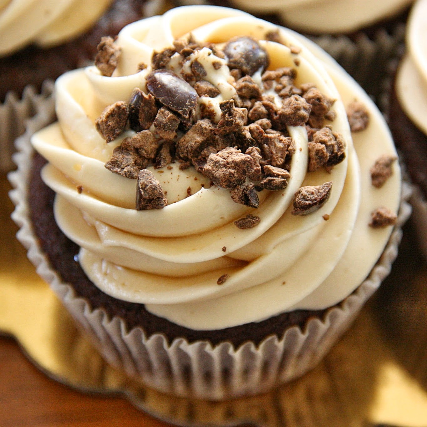 Art of Dessert Chocolate Espresso Cupcakes with Kahlua Cream Cheese