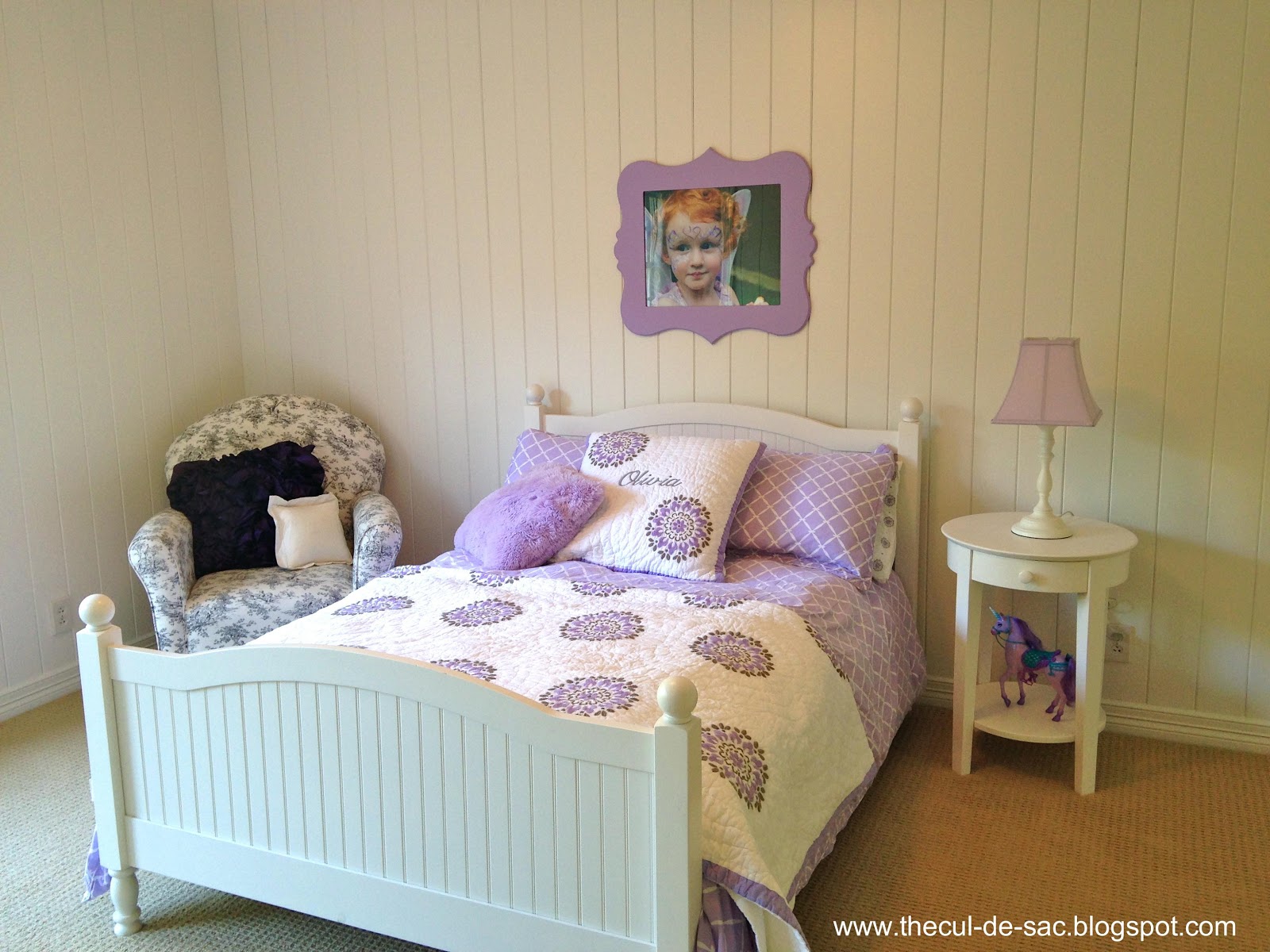 The Cul De Sac Girl S Bedroom Transformation Part I