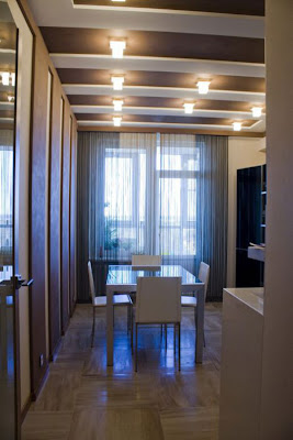 Apartamento con un diseño de toques oscuros