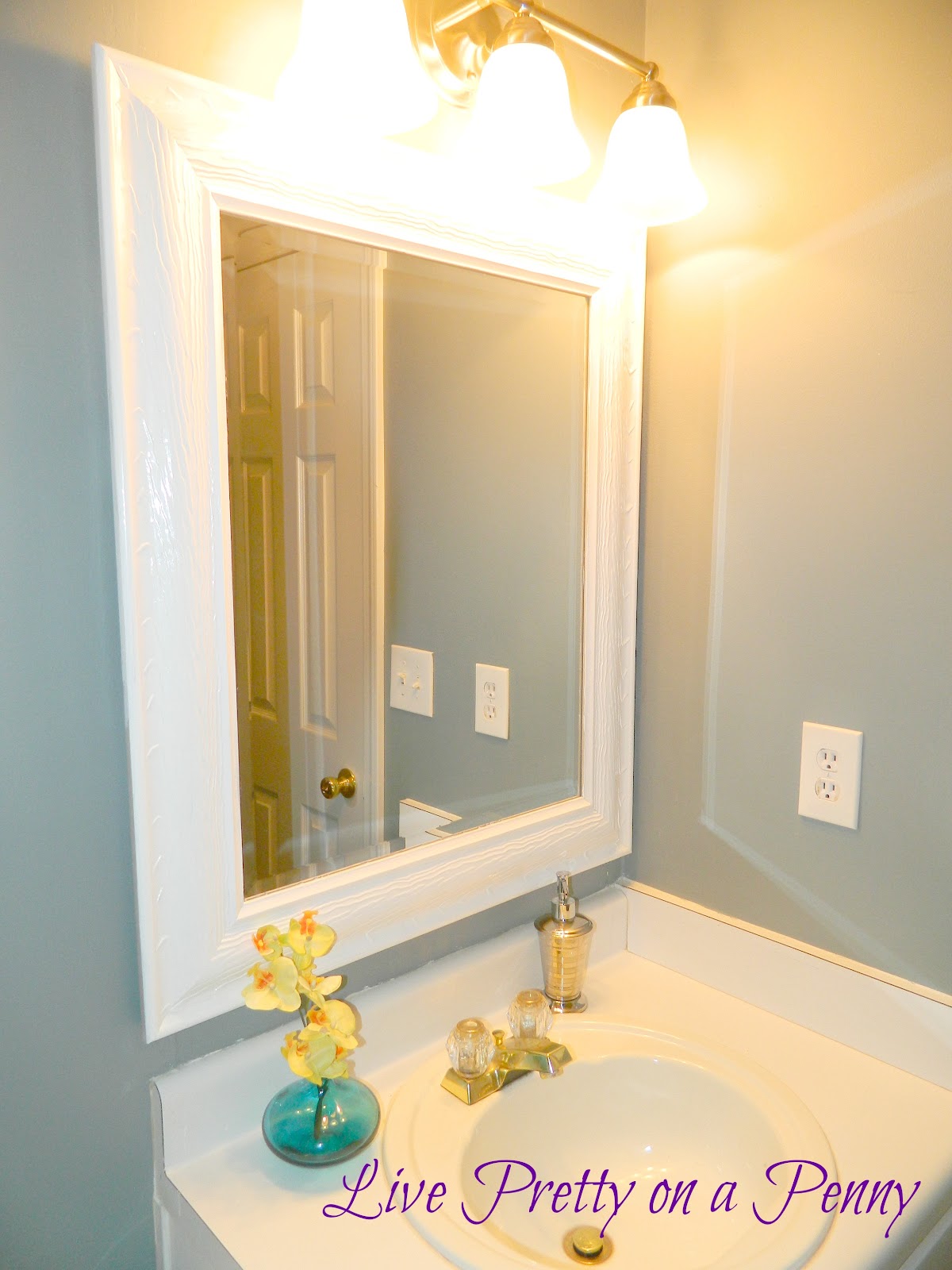 {Budget} Half Bath Makeover Live Pretty on a Penny