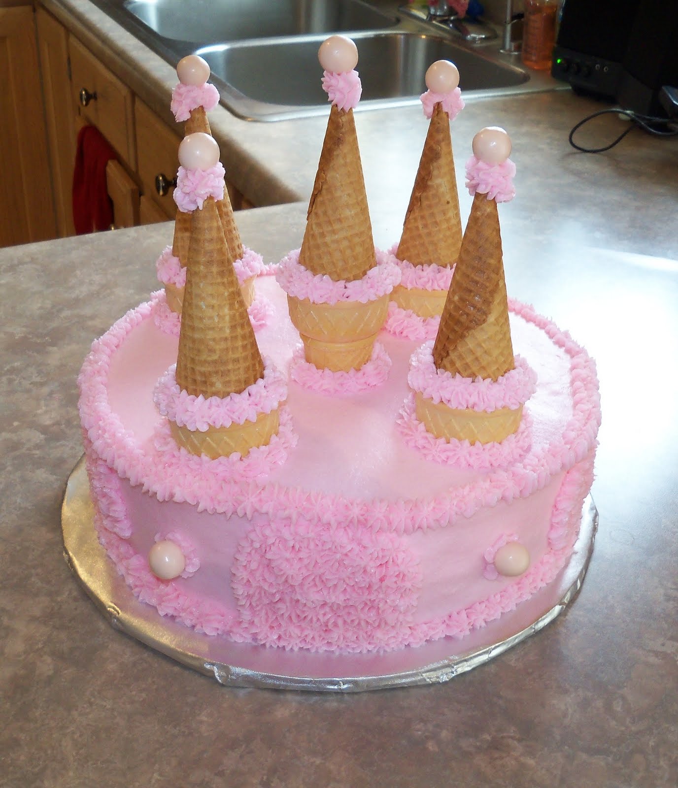 Pink Crown Cake Jpg 299 400 Pixels Fondant