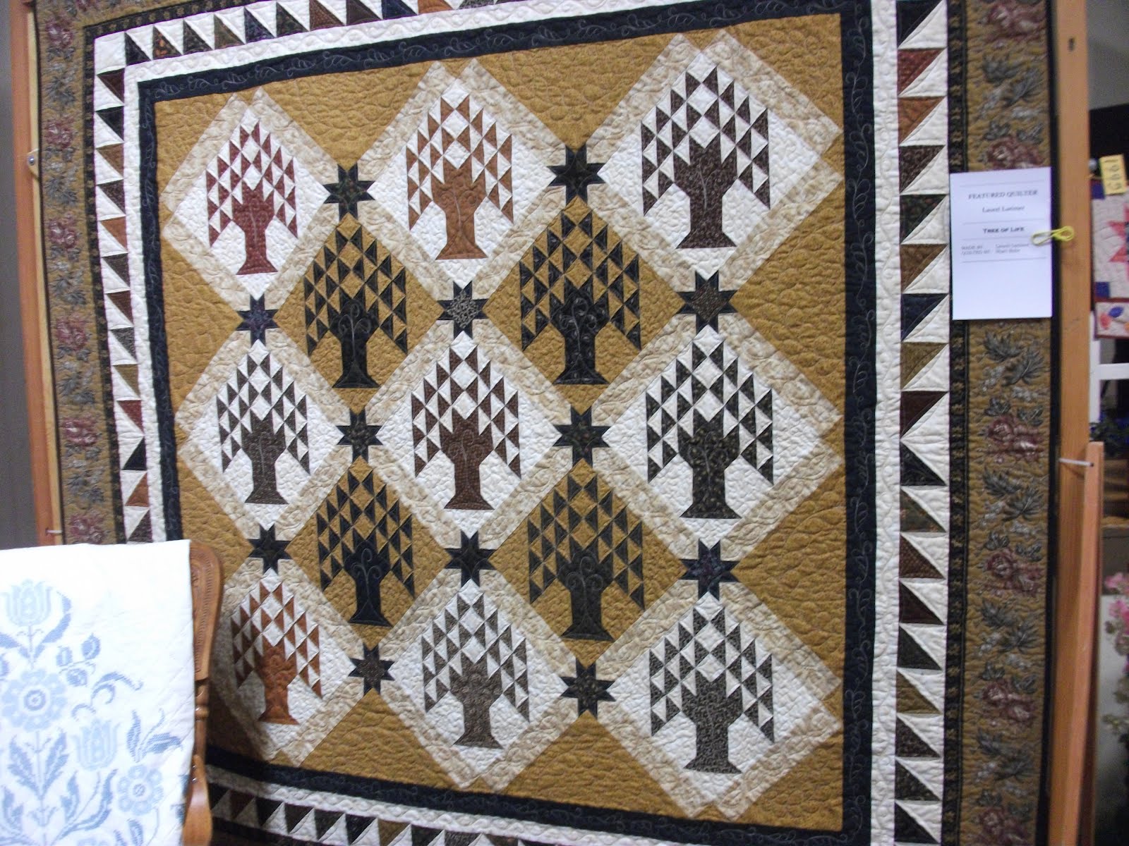 Cozy Little Quilts Fun weekend at the Auburn Quilt Show with a friend