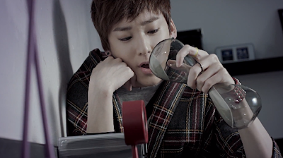 U-KISS ukiss Kevin Doradora hourglass