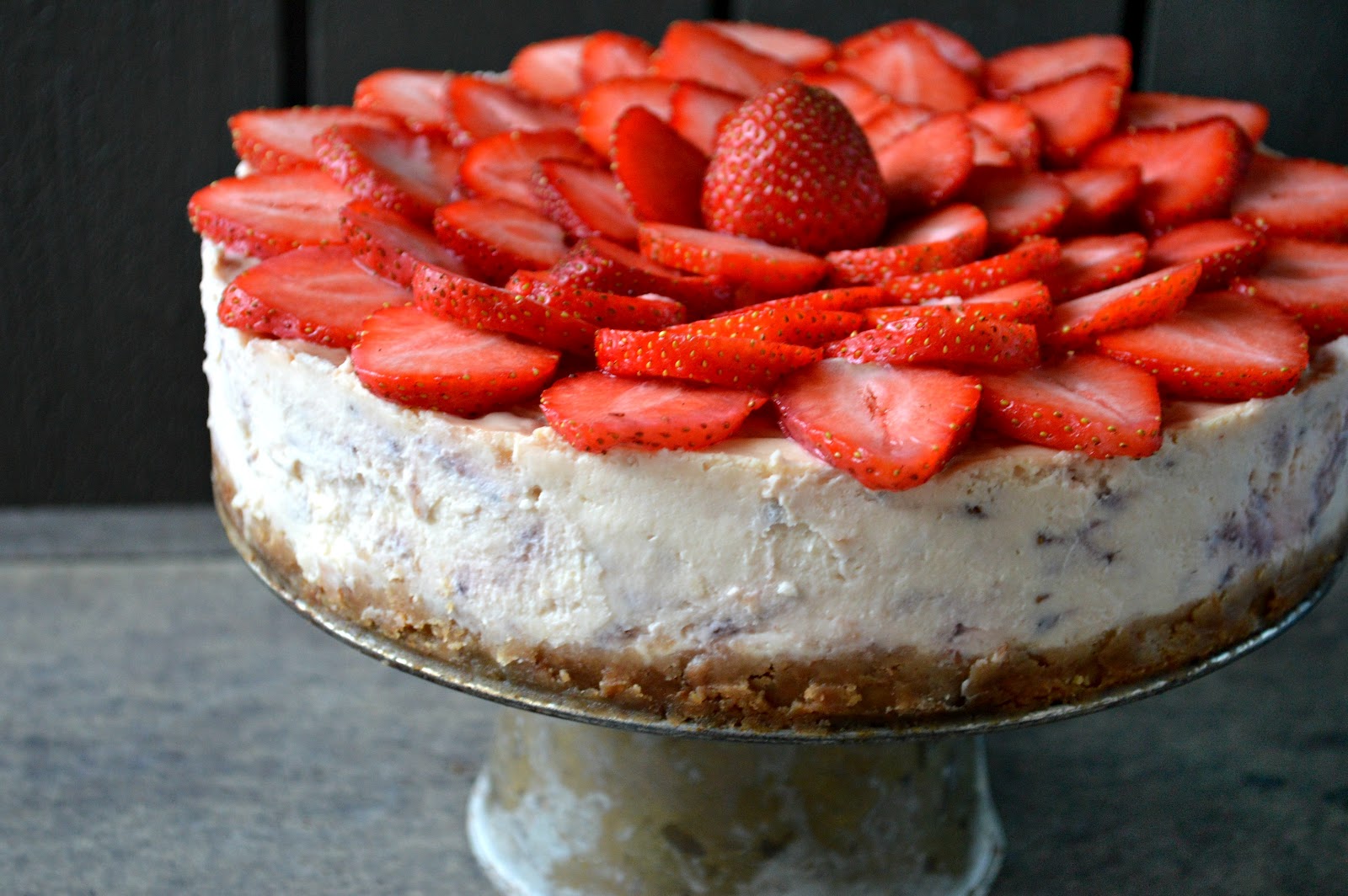 A lovely cake Jordgubbscheesecake