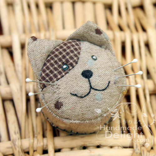 Handmade Delight Kitty Cat Pincushion