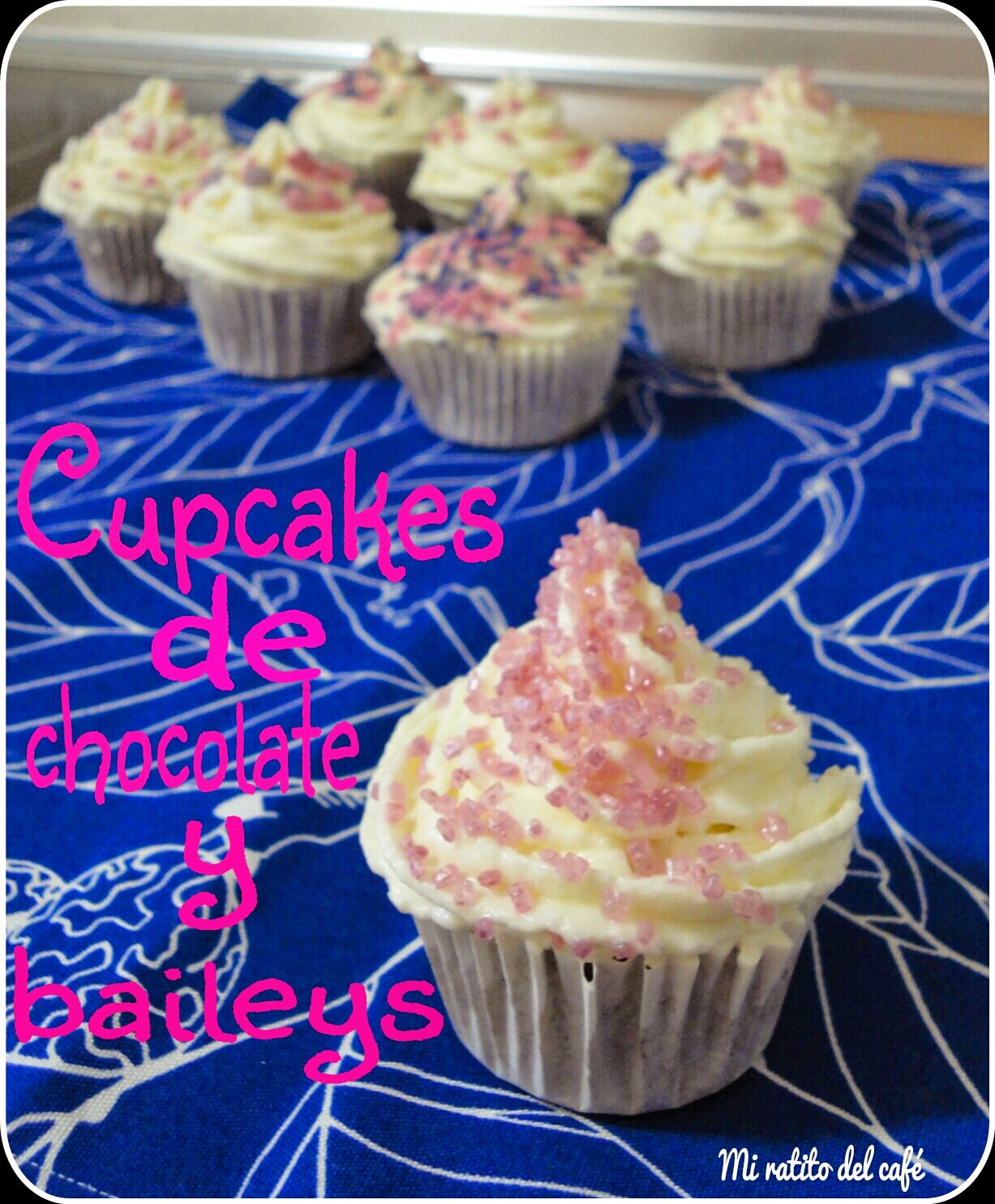 Cupcakes De Chocolate Y Baileys Con Cobertura De Queso
