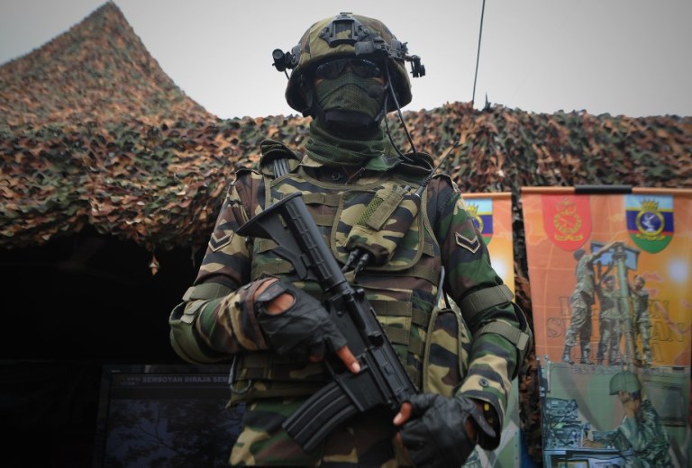 Malaysian Support The Troops Malaysia’s Soldier Advanced Kombat Technology Integrated (SAKTI