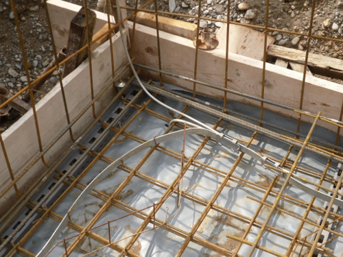 Neubau-Freiburg, individuelle Doppelhaushälfte: Bodenplatte