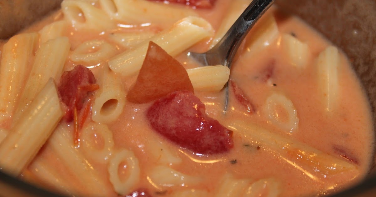 "Everything's Better With a Little Parsley" Tomato Pasta Soup