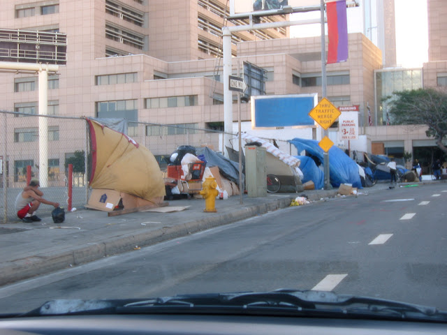 [Image: la-homeless-01.jpg]