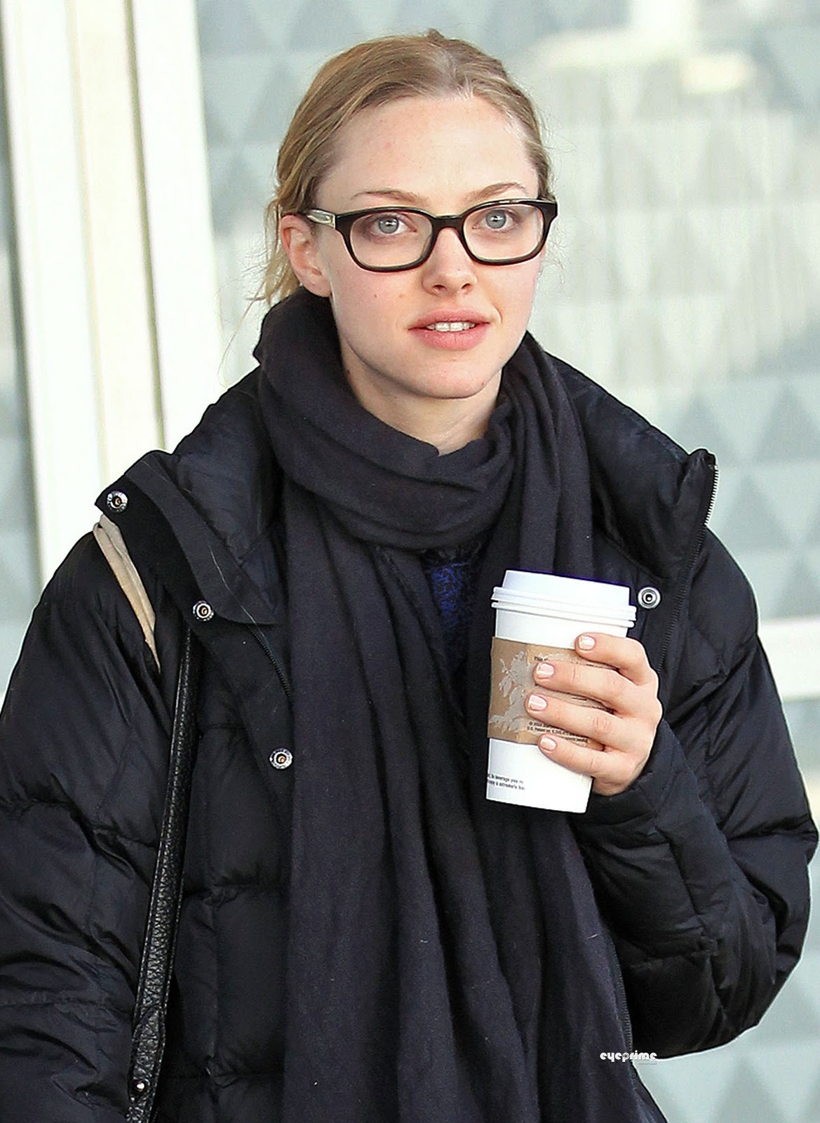 amanda seyfried glasses nicole kidman amanda seyfried actress 2011 profile bio amanda seyfried glasses nicole kidman amanda seyfried actress 2011 profile bio