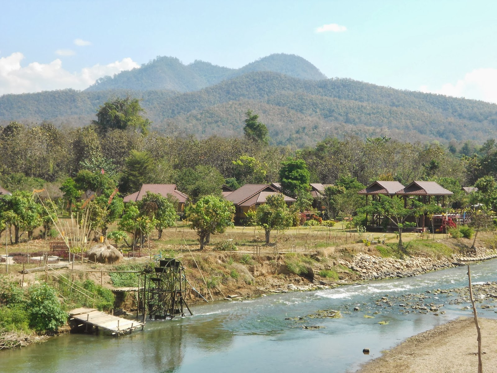 Family Travel Blog : A Day in Pai, Thailand