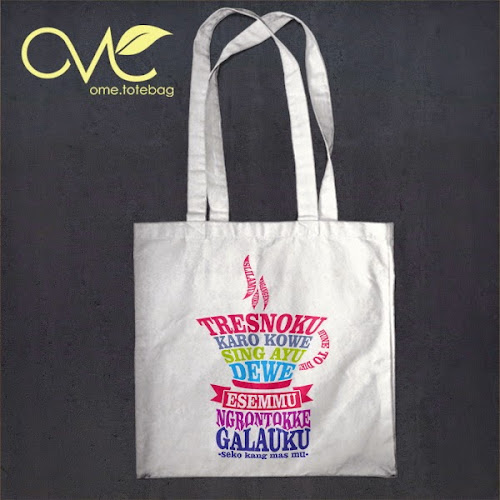 Ome Tote bag