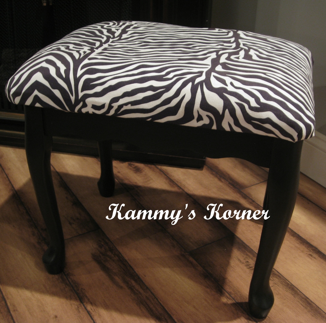 Kammy's Korner Classy Lil' Zebra Bench