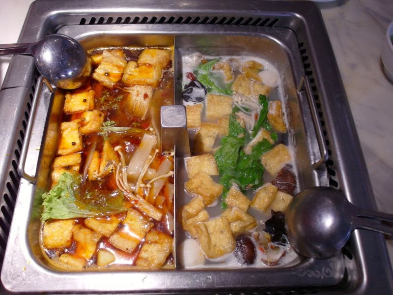 Hai Di Lao Hot Pot 海底捞火锅 haidilao steamboat review food lunarrive singapore