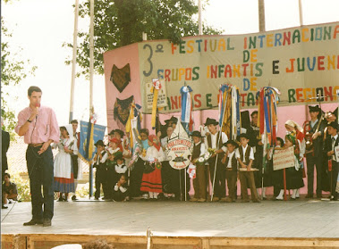 III Festival Internacional de Grupos Infantis e Juvenis de Danças e Cantares Regionais [1993]