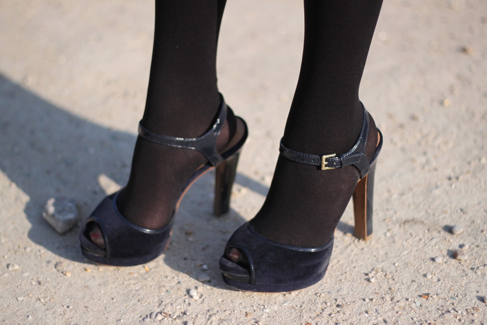 Joy of Tights (aka pantyhose) Posh(,) Tights and Sandals