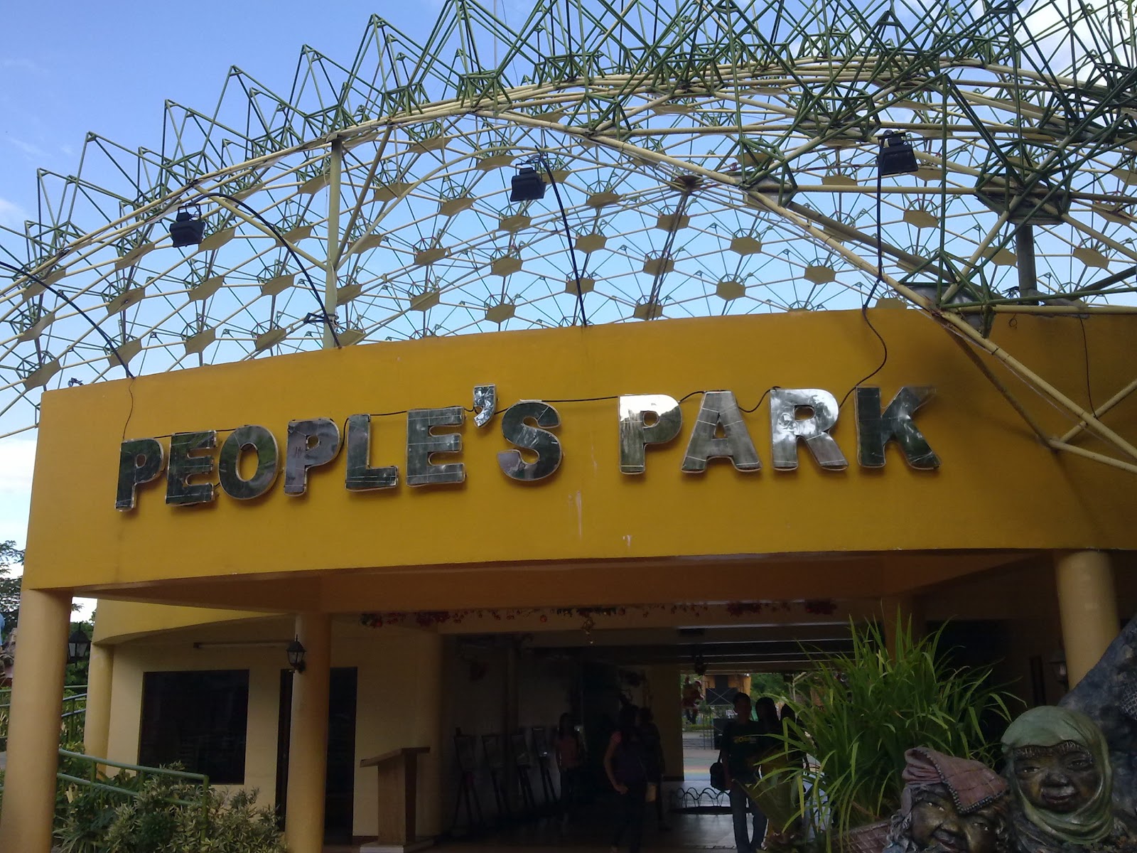 Top 10 Lugares Turísticos en Davao City Top 10 Lugares Turísticos en Davao City