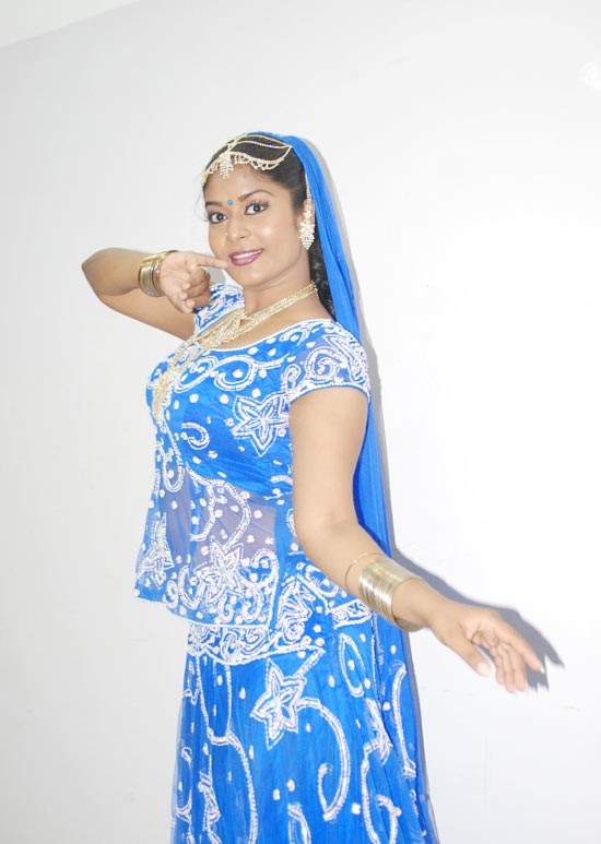 Actress Neepa Dancing Stills Neepa Latest Hot Photos hot photos