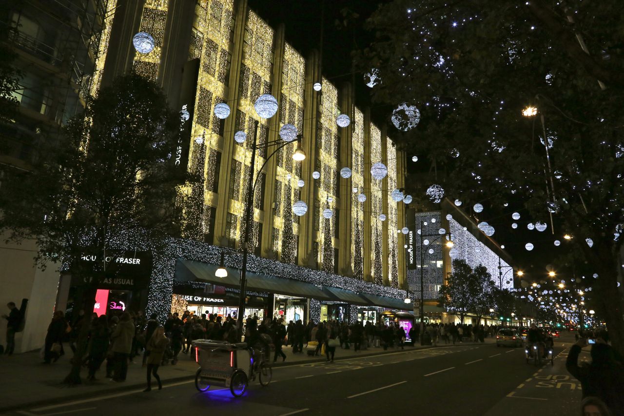 Shadows & Light Oxford Street Lights