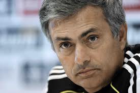 Mourinho sorprendido por lo de Ferguson Mourinho sorprendido por lo de Ferguson