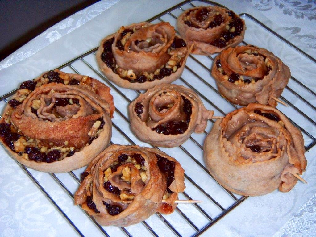 Healthy Food for You Pita Piata (Italian Nut Rolls)