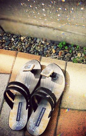 ipanema gisele bundchen flip flops