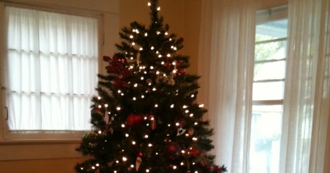 The Austin's Furniture Sale: 7' Pre-lit Christmas Tree (Garden Ridge