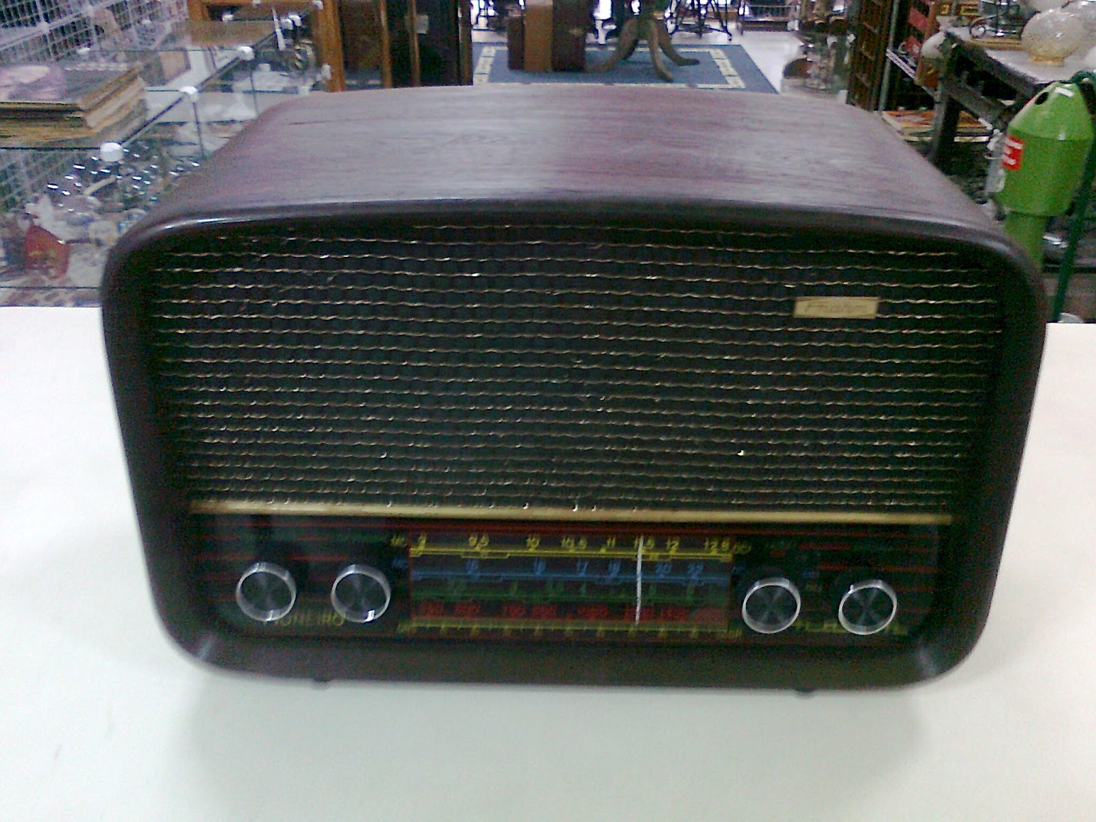 O COLECIONADOR 123 RADIOS ANTIGOS