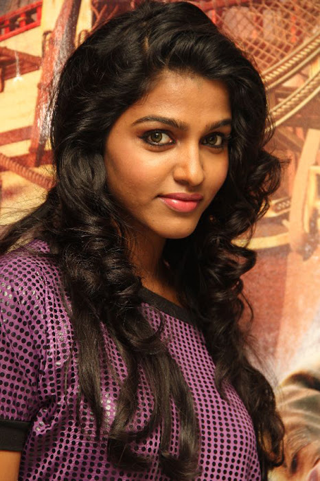 simbu dhanshika @ the adventures of tin tin premiere event