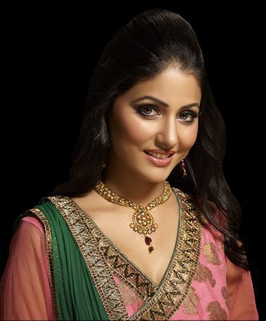HinaKhan Actress Pics