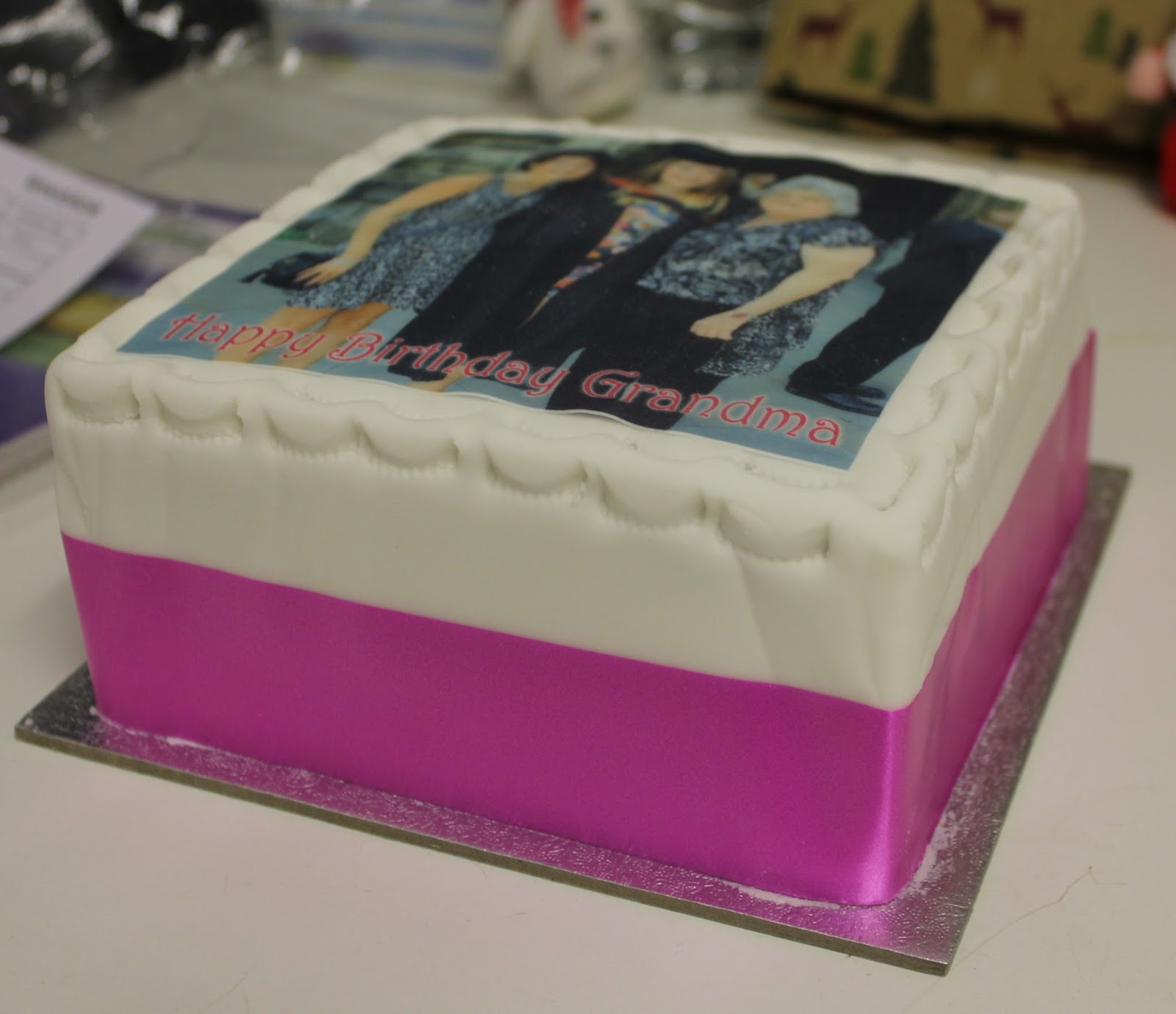 Eat Your Photo Personalised Cakes