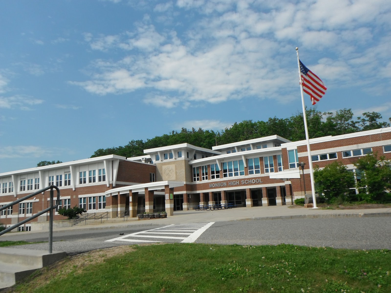 Exploring Massachusetts May 26th 2012 Western 6th Circle