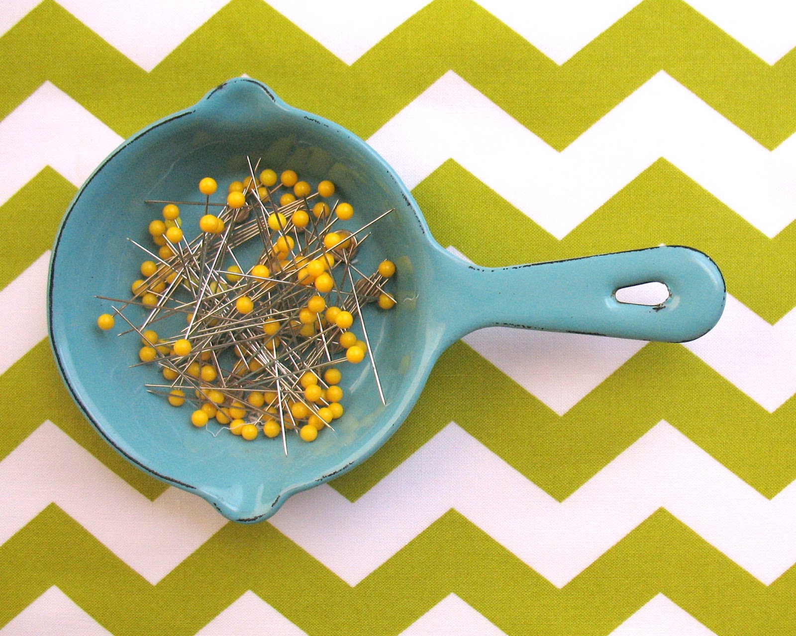 Peach Button DIY Pin Holder