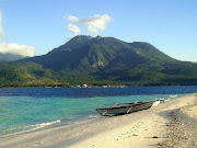 Natural pearshaped island with breath taking wonders and finest white . (camiguin)
