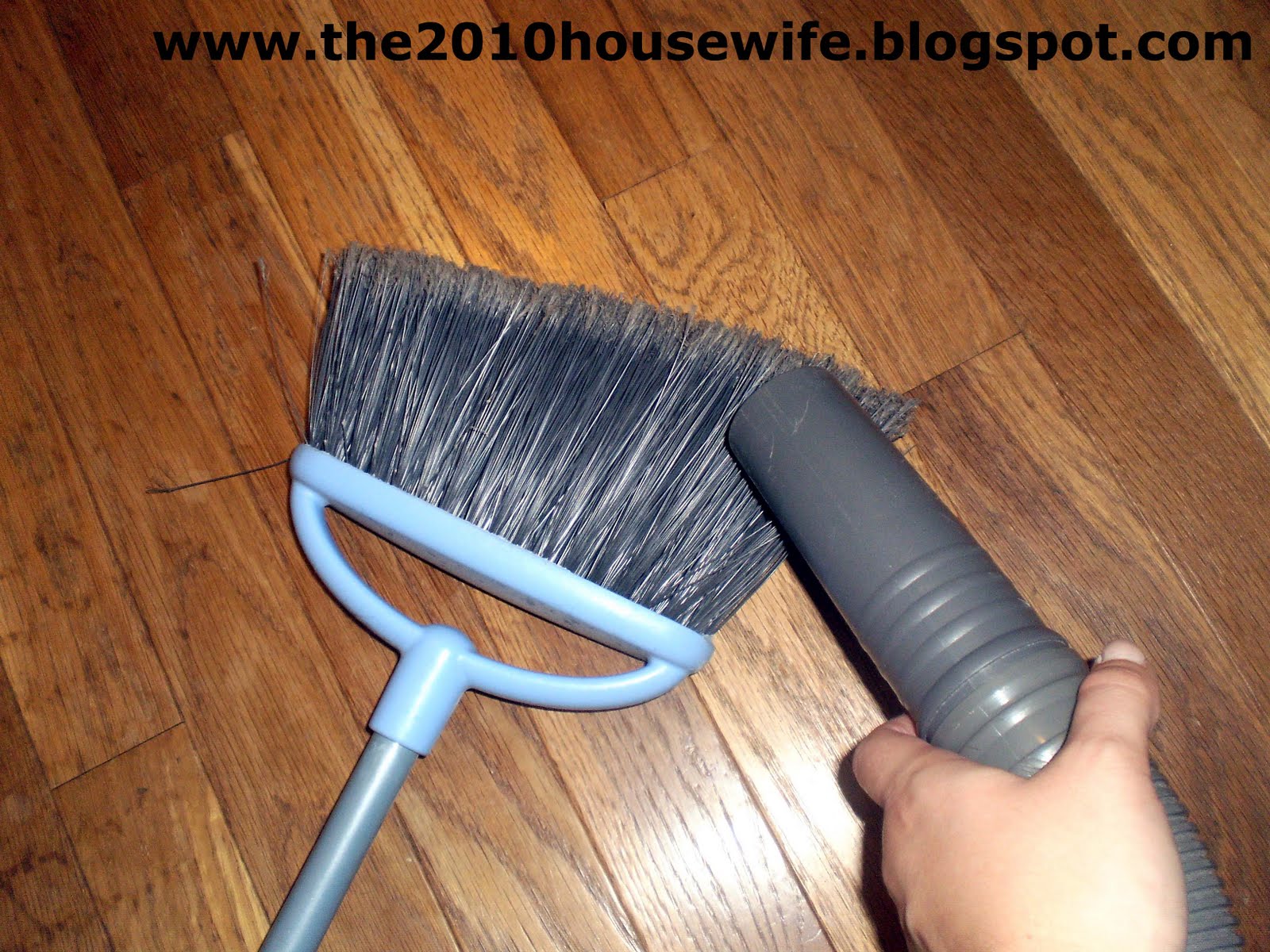 The 2010’s Housewife How to Clean a Broom