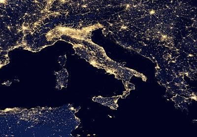 red un'altra vita Di notte