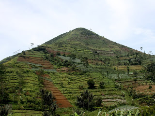 gunung sadahurip garut