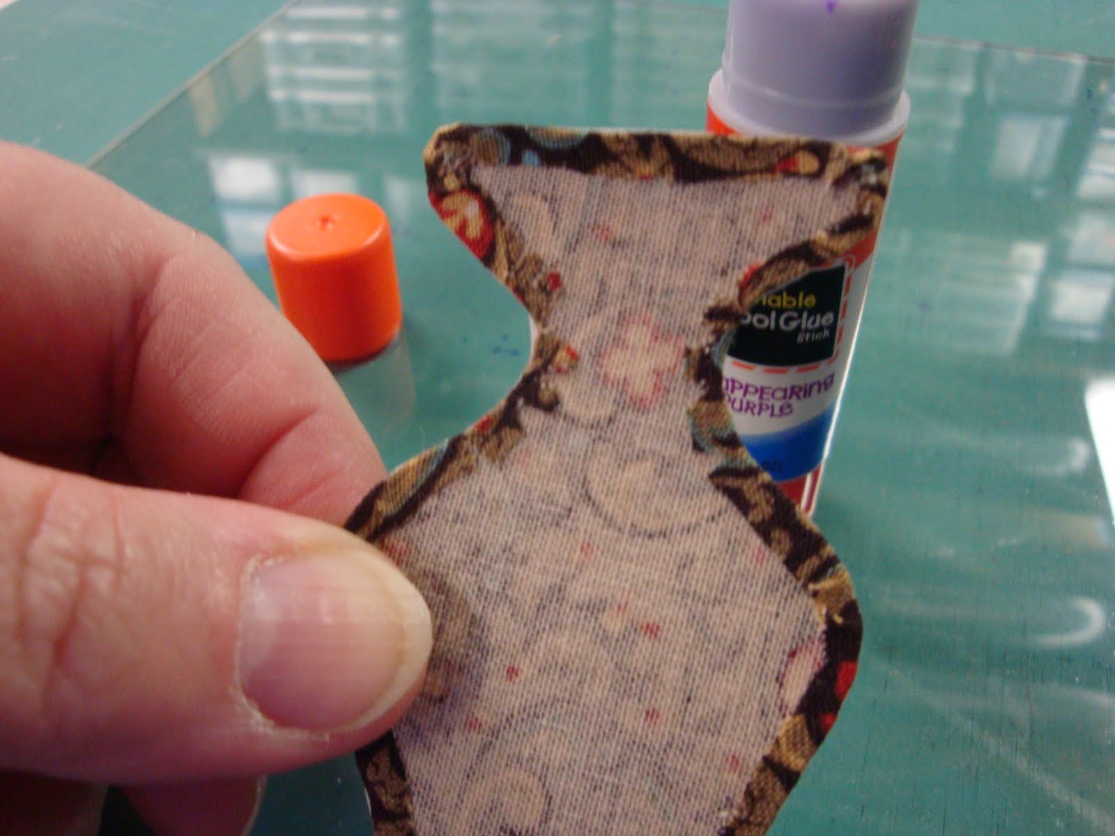 FABRIC THERAPY Glue stick applique, the tutorial PART ONE...